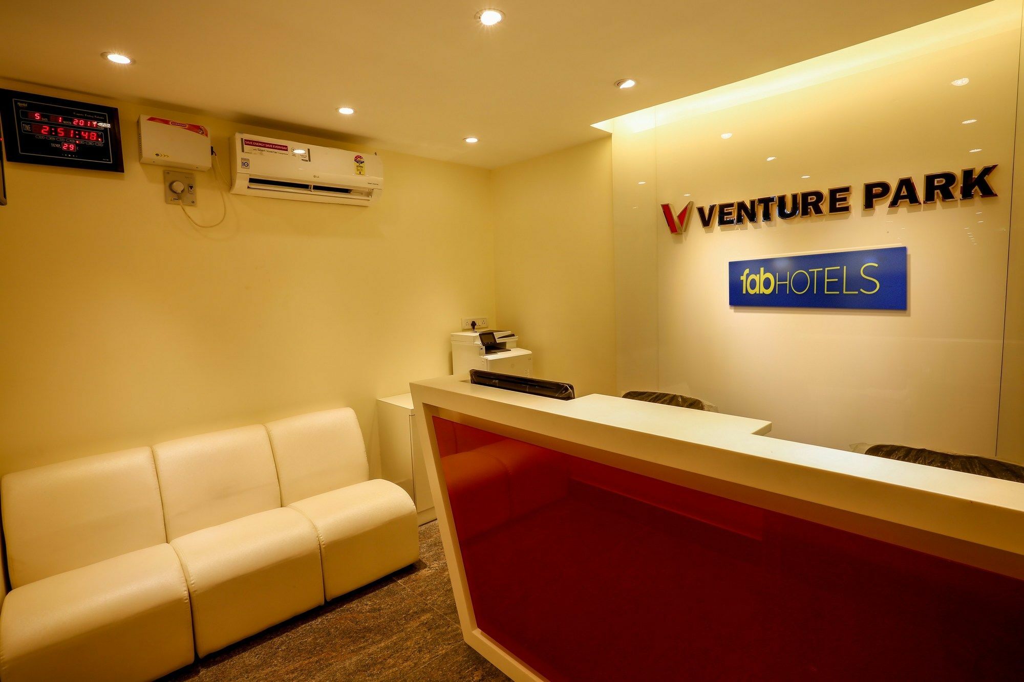 Hotel Venture Park, Omr, Thoraipakkam, Chennai Exterior foto