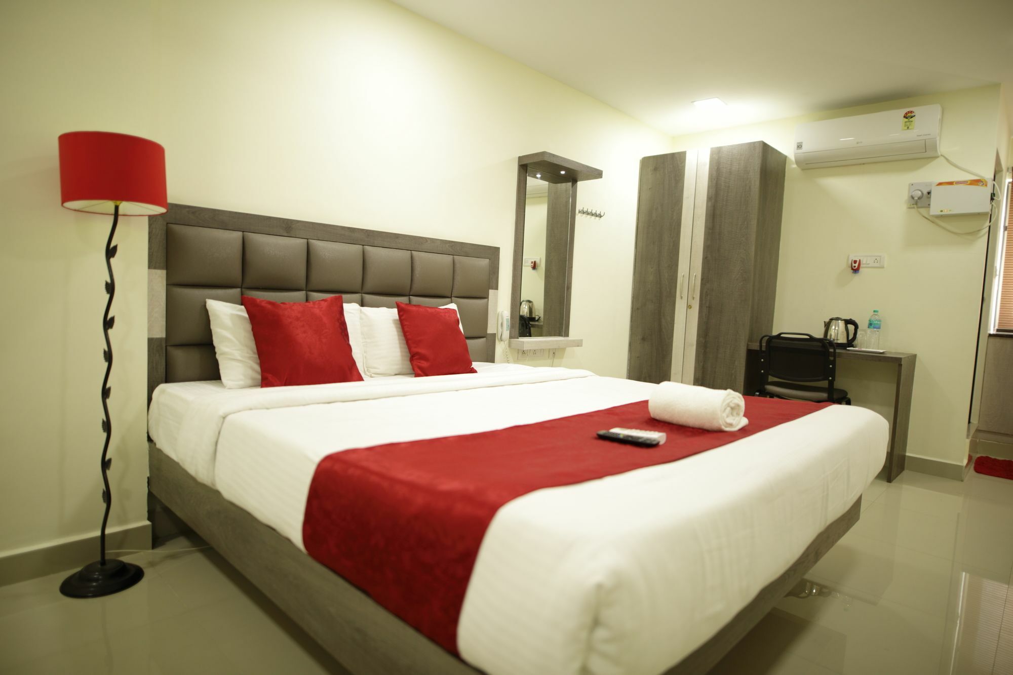Hotel Venture Park, Omr, Thoraipakkam, Chennai Exterior foto
