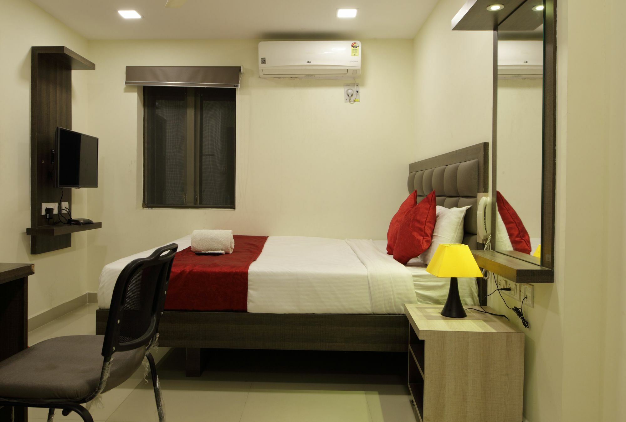 Hotel Venture Park, Omr, Thoraipakkam, Chennai Exterior foto