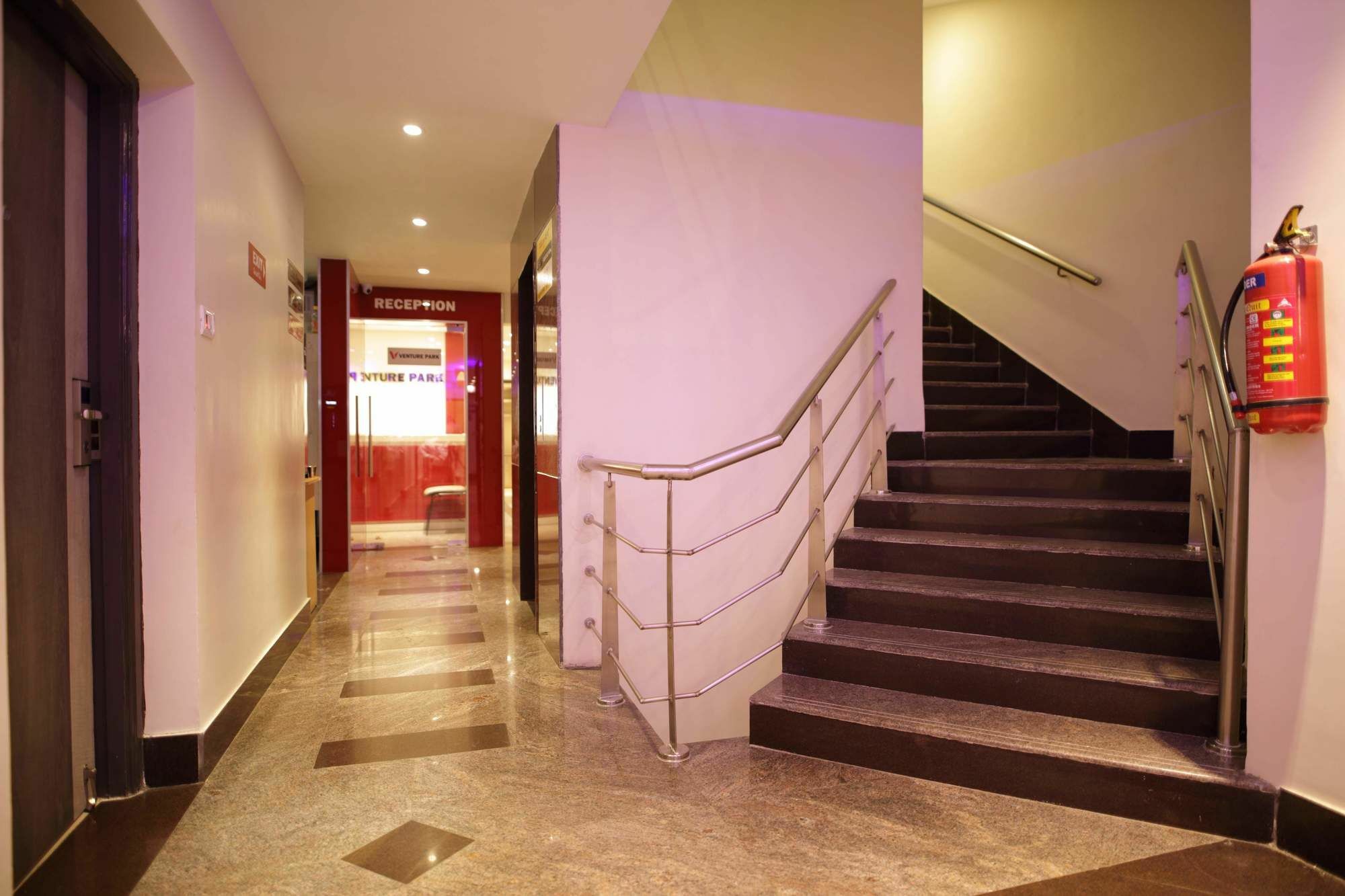 Hotel Venture Park, Omr, Thoraipakkam, Chennai Exterior foto